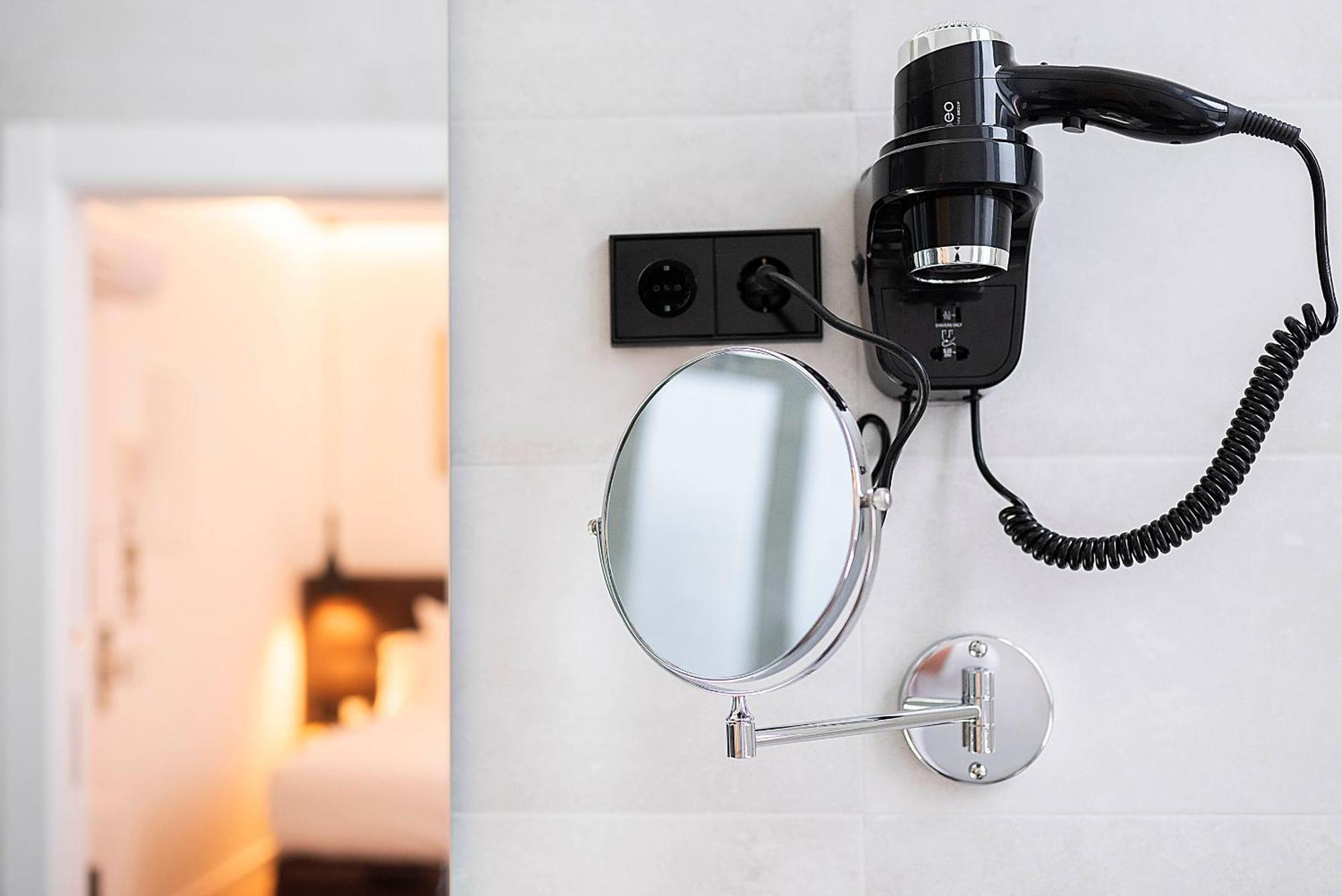 Woohoo Rooms Boutique Luna Madrid Bagian luar foto