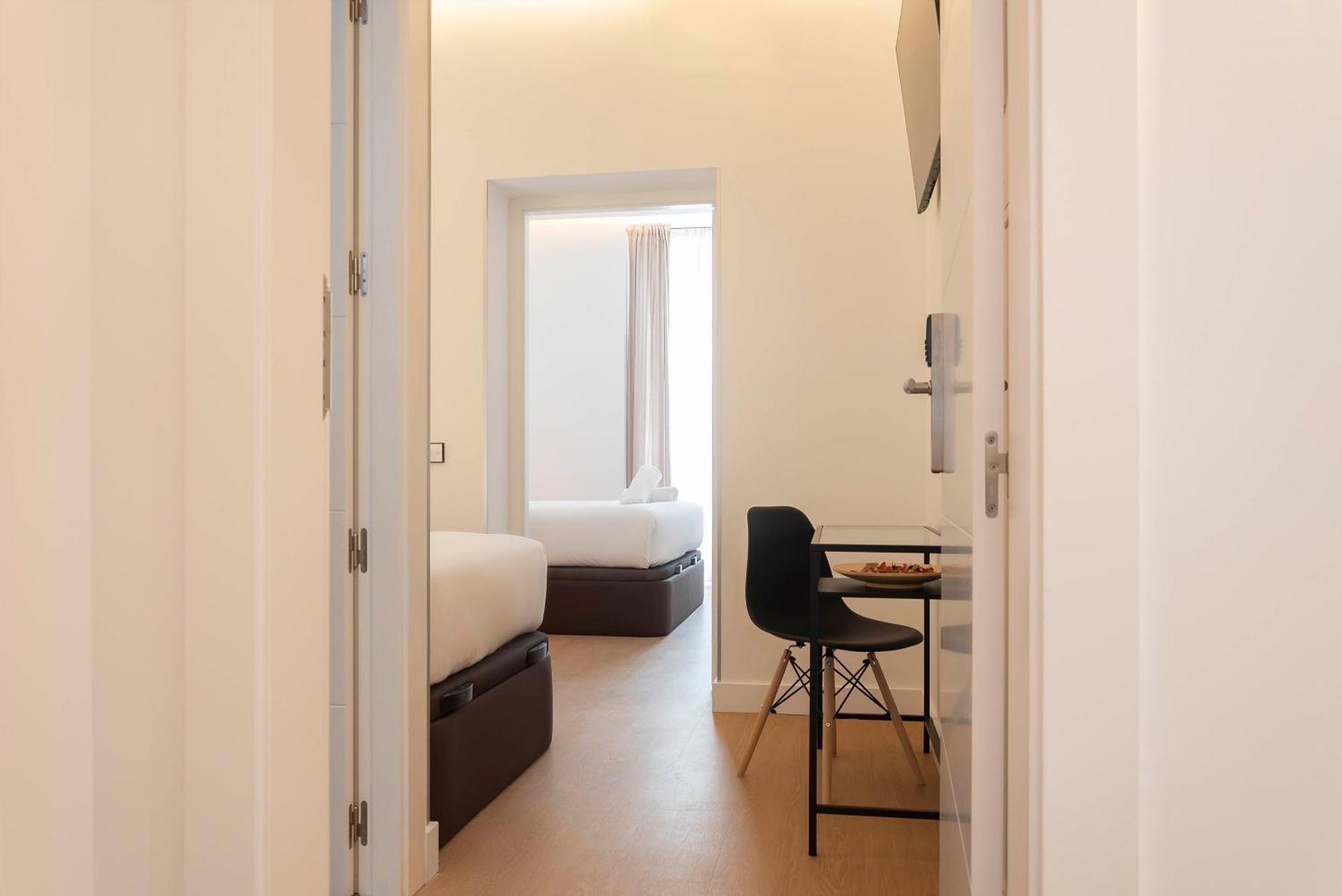 Woohoo Rooms Boutique Luna Madrid Bagian luar foto