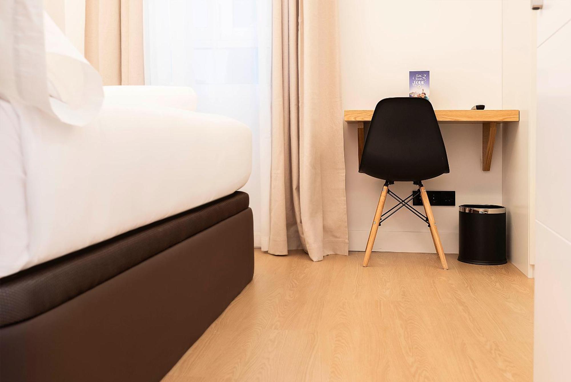 Woohoo Rooms Boutique Luna Madrid Bagian luar foto