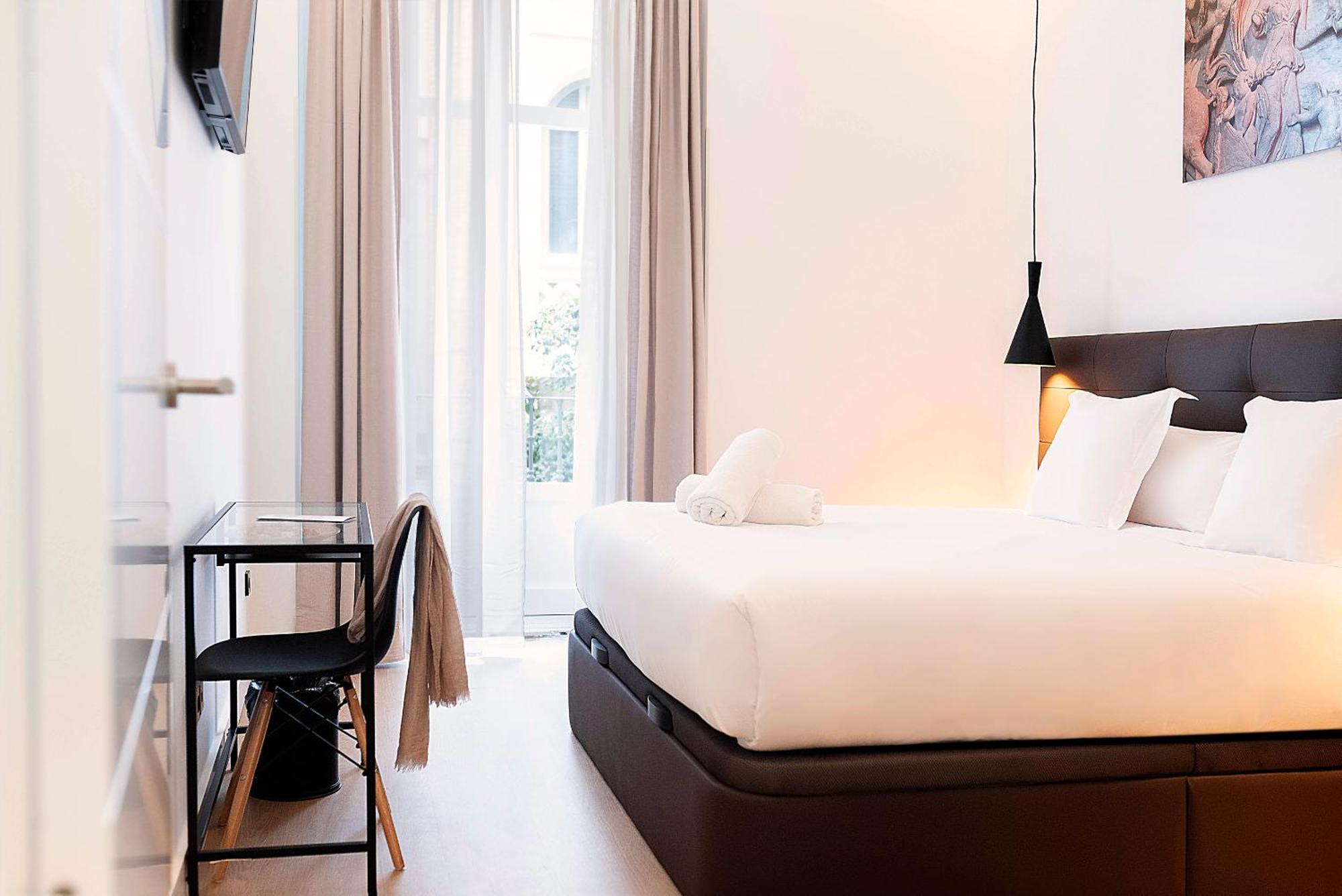 Woohoo Rooms Boutique Luna Madrid Bagian luar foto
